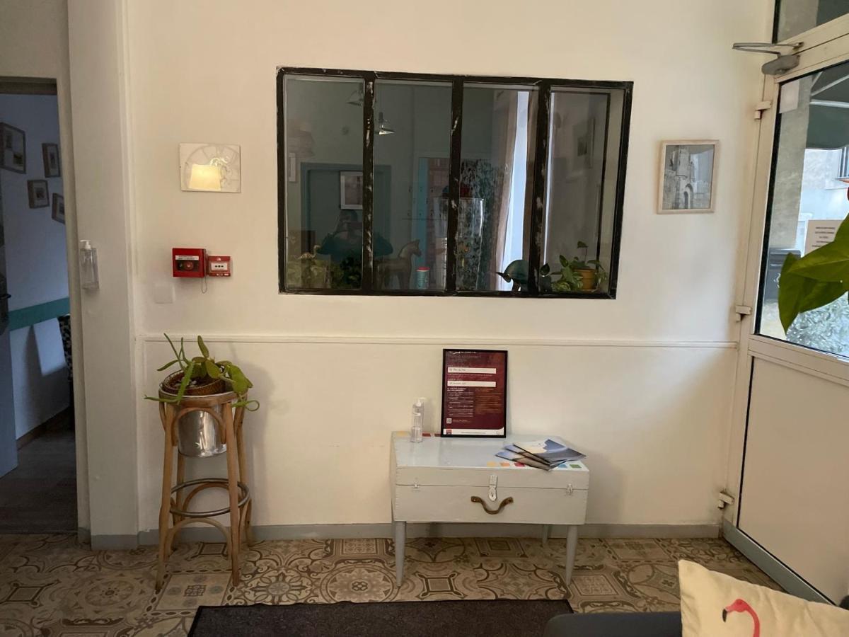 Hotel La Tour Des Fees Quissac  Экстерьер фото