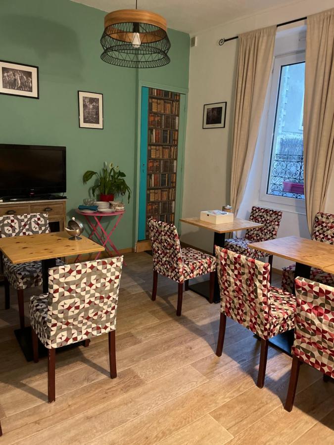 Hotel La Tour Des Fees Quissac  Экстерьер фото